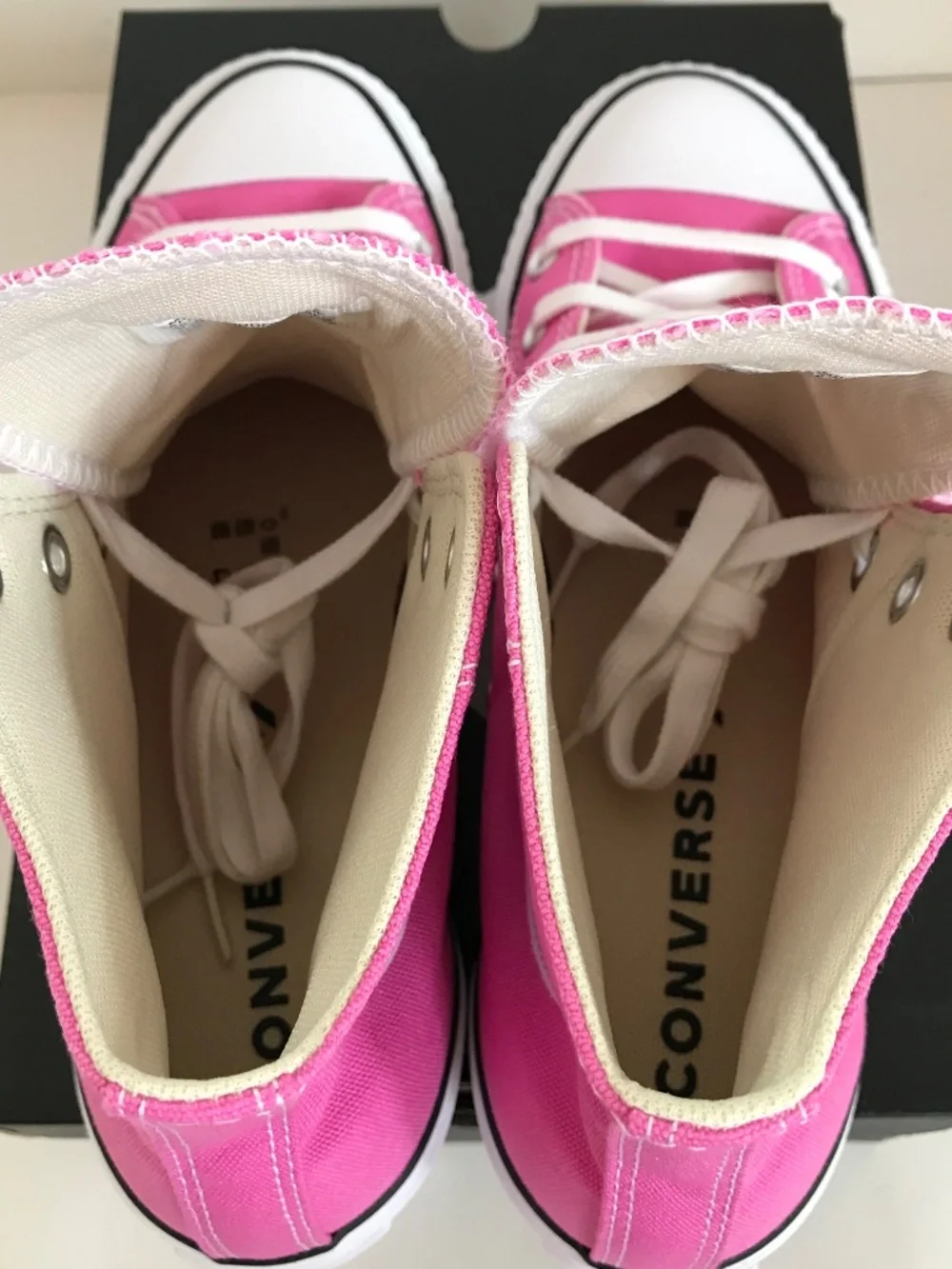Converse All Stars new box